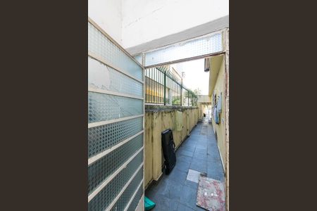 Casa à venda com 180m², 5 quartos e 2 vagasÁrea de Serviço - Acesso lateral