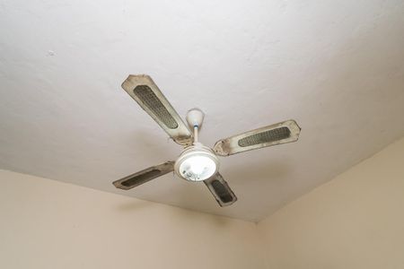 Casa à venda com 180m², 5 quartos e 2 vagasQuarto 2 - 1º andar 