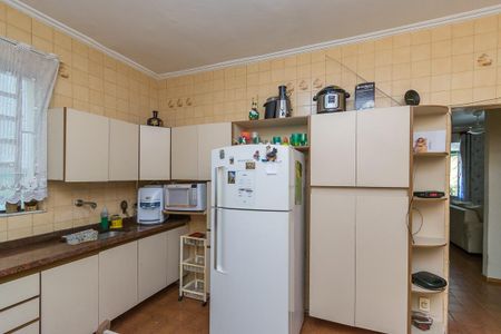 Casa à venda com 180m², 5 quartos e 2 vagasCozinha - 1º andar 