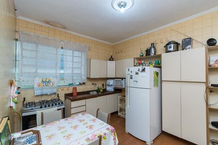 Casa à venda com 180m², 5 quartos e 2 vagasCozinha - 1º andar 