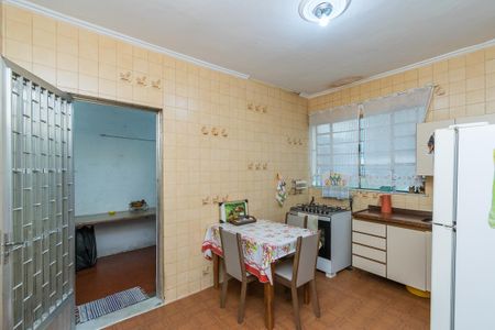 Casa à venda com 180m², 5 quartos e 2 vagasCozinha - 1º andar 