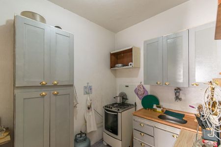 Casa à venda com 180m², 5 quartos e 2 vagasCozinha - 2º andar 