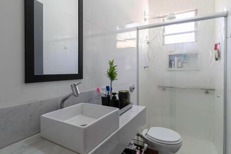 Casa de condomínio à venda com 85m², 2 quartos e 1 vaga Casa de condomínio à venda com 85m², 2 quartos e 1 vagaBanheiro social