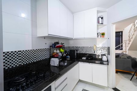 Casa de condomínio à venda com 85m², 2 quartos e 1 vaga Casa de condomínio à venda com 85m², 2 quartos e 1 vagaCozinha