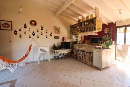 Casa à venda com 308m², 3 quartos e 4 vagas Casa à venda com 308m², 3 quartos e 4 vagasVaranda gourmet