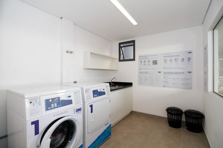 Studio para alugar com 25m², 1 quarto e sem vaga Studio para alugar com 25m², 1 quarto e sem vagaÁrea Comum - Lavanderia