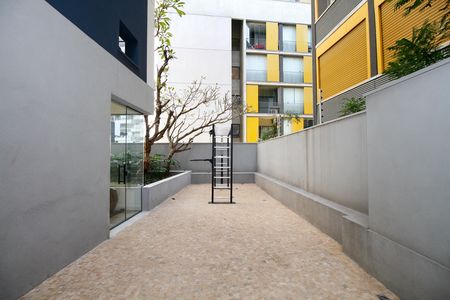 Studio para alugar com 25m², 1 quarto e sem vaga Studio para alugar com 25m², 1 quarto e sem vagaÁrea Comum - Academia
