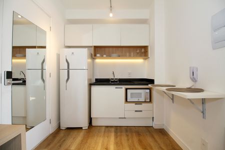 Studio para alugar com 25m², 1 quarto e sem vaga Studio para alugar com 25m², 1 quarto e sem vagaStudio