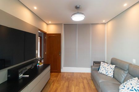 Casa à venda com 179m², 3 quartos e 4 vagasQuarto 01