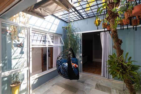 Casa à venda com 179m², 3 quartos e 4 vagasÁrea de luz