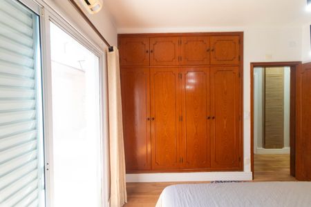 Casa à venda com 179m², 3 quartos e 4 vagasSuíte