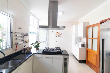 Casa à venda com 179m², 3 quartos e 4 vagasCozinha
