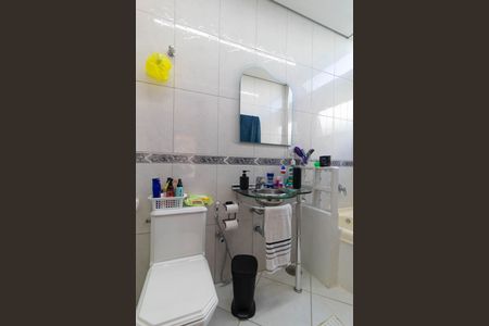 Casa à venda com 179m², 3 quartos e 4 vagasBanheiro da Suíte