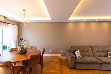 Casa à venda com 179m², 3 quartos e 4 vagasSala