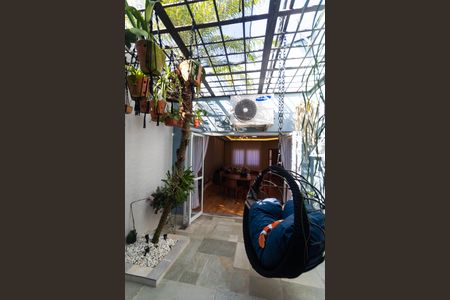 Casa à venda com 179m², 3 quartos e 4 vagasÁrea de luz