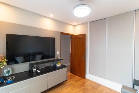 Casa à venda com 179m², 3 quartos e 4 vagasQuarto 01