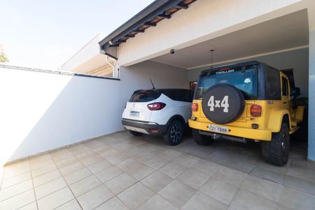Casa à venda com 179m², 3 quartos e 4 vagasGaragem