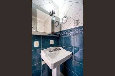 Apartamento à venda com 82m², 3 quartos e 2 vagasBanheiro da suíte