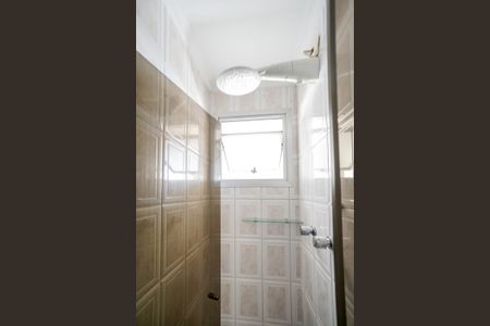 Apartamento à venda com 82m², 3 quartos e 2 vagasChuveiro