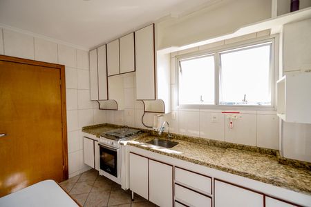 Apartamento à venda com 82m², 3 quartos e 2 vagasCozinha