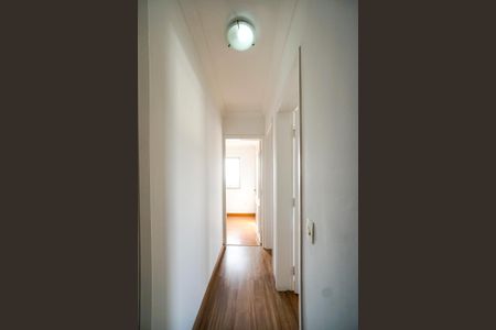 Apartamento à venda com 82m², 3 quartos e 2 vagasCorredor dos quartos