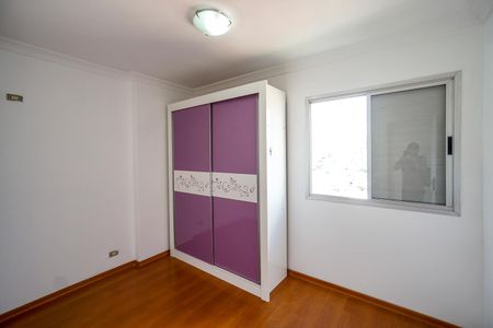 Apartamento à venda com 82m², 3 quartos e 2 vagasQuarto 02