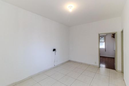 Apartamento à venda com 68m², 2 quartos e sem vagaSala