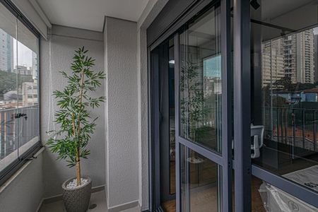 Studio para alugar com 28m², 1 quarto e sem vaga Studio para alugar com 28m², 1 quarto e sem vagaSacada Studio