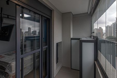 Studio para alugar com 28m², 1 quarto e sem vaga Studio para alugar com 28m², 1 quarto e sem vagaSacada Studio