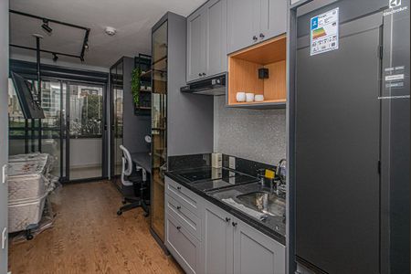 Studio para alugar com 28m², 1 quarto e sem vaga Studio para alugar com 28m², 1 quarto e sem vagaStudio