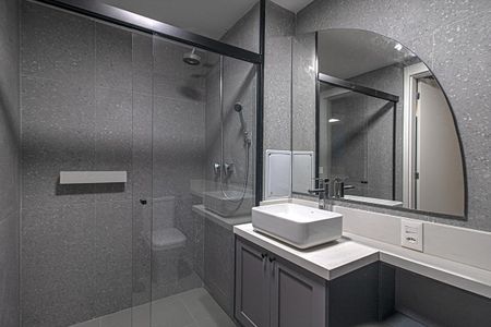 Studio para alugar com 28m², 1 quarto e sem vaga Studio para alugar com 28m², 1 quarto e sem vagaBanheiro Social