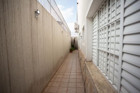 Casa à venda com 250m², 3 quartos e 2 vagas Casa à venda com 250m², 3 quartos e 2 vagasÁrea comum
