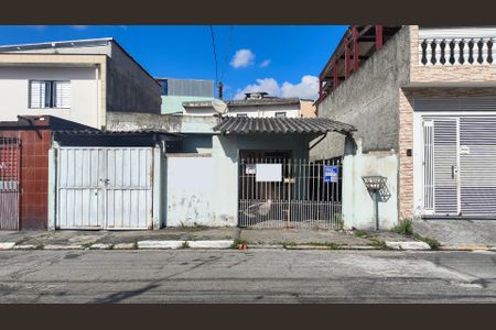 Casa à venda com 182m², 3 quartos e 2 vagasFachada