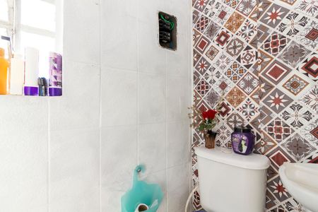 Casa à venda com 182m², 3 quartos e 2 vagasBanheiro