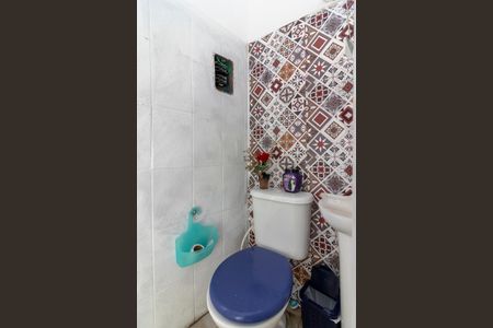 Casa à venda com 182m², 3 quartos e 2 vagasBanheiro