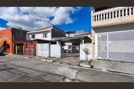 Casa à venda com 182m², 3 quartos e 2 vagasFachada