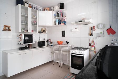 Casa à venda com 156m², 2 quartos e 2 vagasCozinha