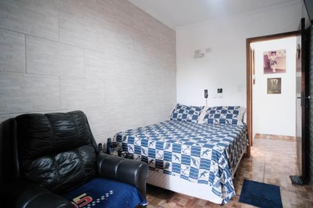 Casa à venda com 156m², 2 quartos e 2 vagasSuíte