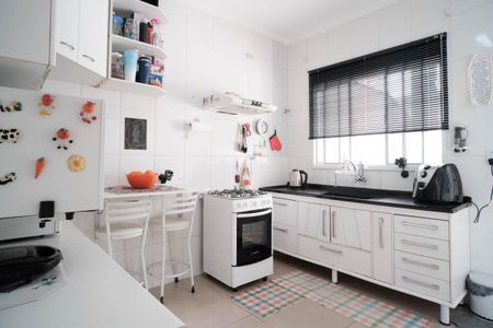 Casa à venda com 156m², 2 quartos e 2 vagasCozinha