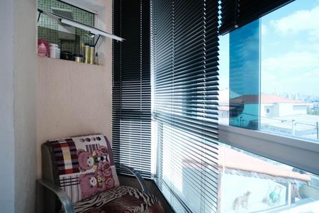 Casa à venda com 156m², 2 quartos e 2 vagasSuíte