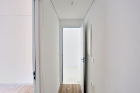 Apartamento à venda com 130m², 2 quartos e 2 vagasCorredor