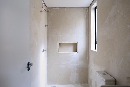 Apartamento à venda com 130m², 2 quartos e 2 vagasBanheiro da Suíte 2