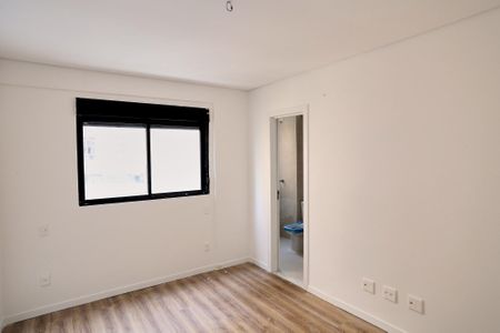 Apartamento à venda com 130m², 2 quartos e 2 vagasSuíte
