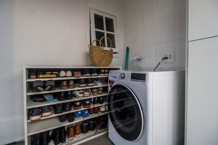 Casa de condomínio à venda com 360m², 4 quartos e 4 vagasÁrea de Serviço