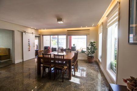 Casa de condomínio à venda com 360m², 4 quartos e 4 vagasSala de Jantar