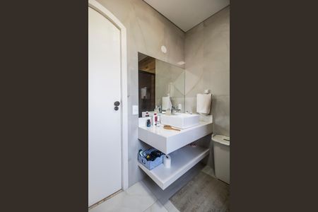 Casa de condomínio à venda com 360m², 4 quartos e 4 vagasBanheiro da Suíte 2