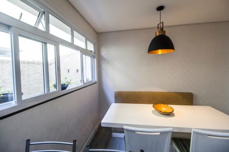 Casa de condomínio à venda com 360m², 4 quartos e 4 vagasCozinha