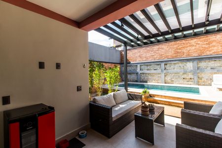 Casa de condomínio à venda com 360m², 4 quartos e 4 vagasVista da Varanda