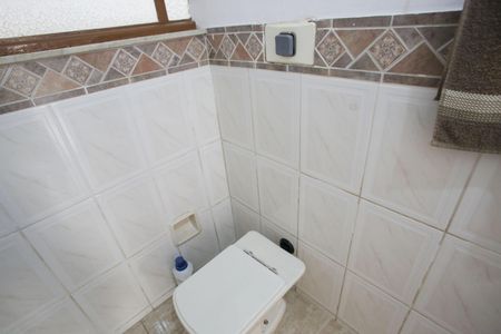 Casa à venda com 350m², 5 quartos e 6 vagasLavabo