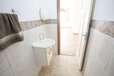 Casa à venda com 350m², 5 quartos e 6 vagasLavabo